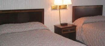The Carolinian Inn Wilmington Exterior foto